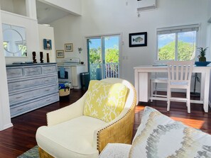 تلفزيون ذكي، كُتُب، ستيريو