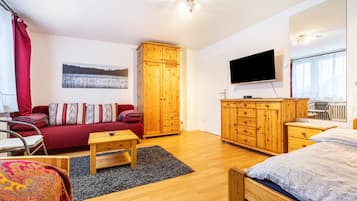 2 Schlafzimmer, Schreibtisch, Bügeleisen/Bügelbrett, kostenloses WLAN