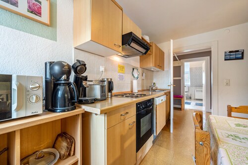 Apartment 'Freundliche Ferienwohnung In Lemgo' with Shared Garden and Wi-Fi