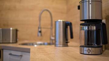 Kaffee und/oder Kaffeemaschine