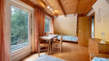 3 chambres, fer et planche Ă repasser, Wi-Fi gratuit