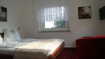 2 bedrooms, free WiFi, bed sheets