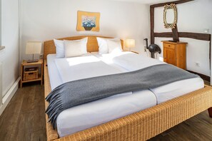 5 habitaciones, escritorio, wifi gratis y ropa de cama 