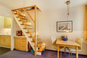 Dining - Apartment 'Seestern - Wohnung 1' with Balcony and Wi-Fi (Norderney)
