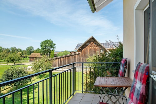 Apartment 'Hackerhof' with Shared Terrace, Shared Garden and Wi-Fi