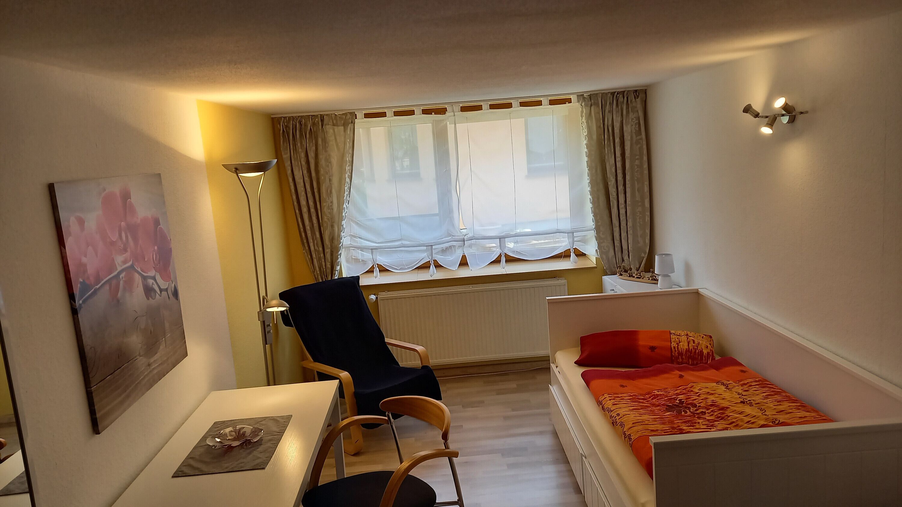 3 chambres, fer et planche à repasser, Wi-Fi gratuit, draps fournis