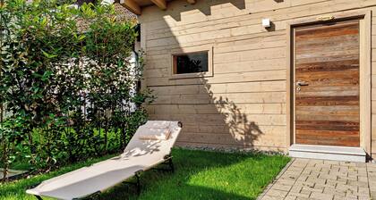 Ferienwohnung 'Im Rosengarten 2' mit Bergblick, privater Terrasse und WLAN