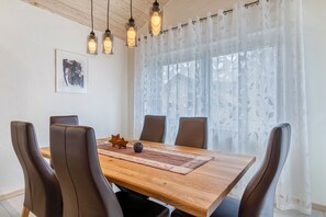 Dining - Holiday Apartment "Im Rosengarten 3" with 2 Private Terraces, 2 Balconies & Wi-Fi (Zell am Harmersbach)