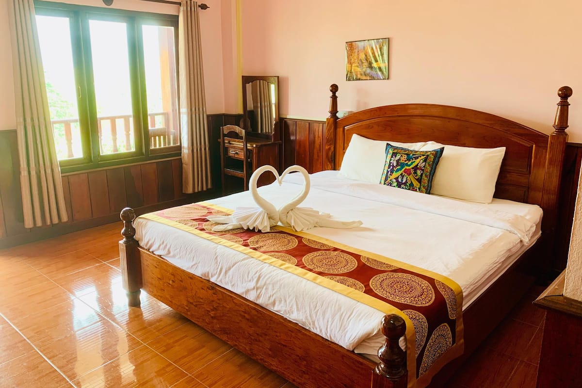 Deluxe Double Room, 1 Queen Bed, Mountain View
