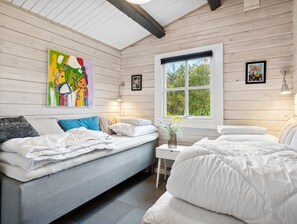 3 bedrooms, internet