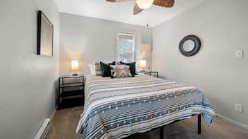 2 bedrooms, desk, iron/ironing board, travel crib