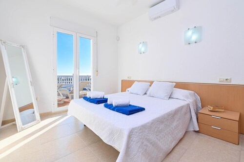 Wonderful and comfortable villa  with private pool in Benitachell, Costa Blanca, Spain for 6 persons