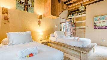 4 habitaciones, decoración personalizada y muebles diferentes