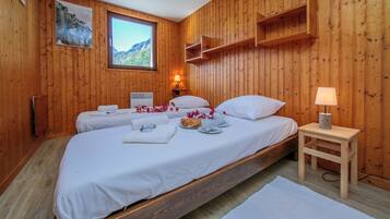 3 chambres, Wi-Fi gratuit, draps fournis