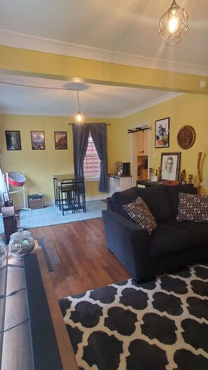 Téléviseur connecté, bureau, imprimante