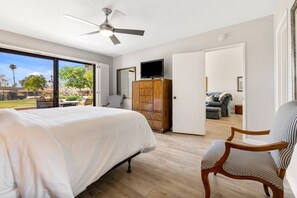 2 室のベッドルーム、アイロン / アイロン台、WiFi (無料)、ベッドシーツ