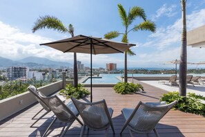 Terrace/patio - Brand new 2BD condo in Versalles & awesome Rooftop 2BD Condo for rent in Versall (Puerto Vallarta)
