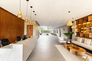 Lobby - Brand new 2BD condo in Versalles & awesome Rooftop 2BD Condo for rent in Versall (Puerto Vallarta)