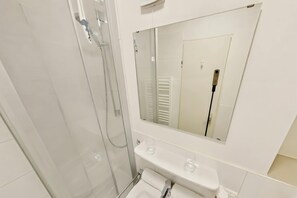 Dusche, Haartrockner