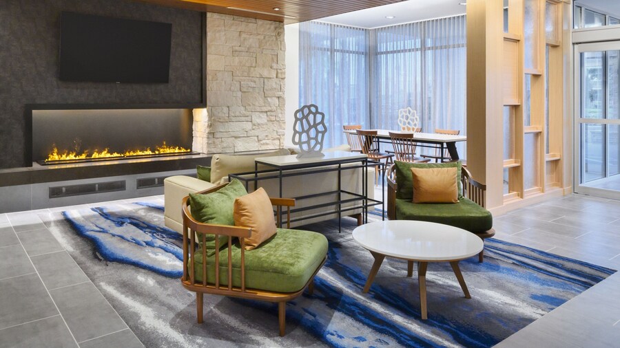 NEW - Fairfield Inn & Suites by Marriott Orlando at Millenia