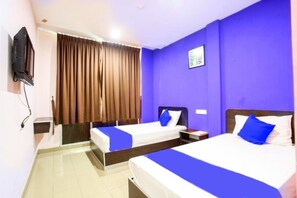 Deluxe Twin Room, 2 Single Beds, Private Bathroom, City View