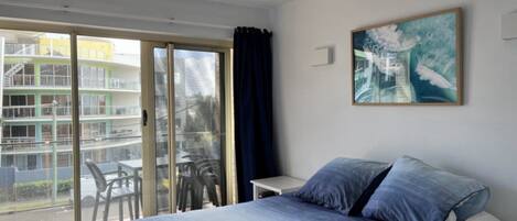 3 dormitorios, tabla de planchar con plancha, wifi