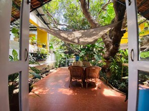 Interior entrance - Casa Tropicana (Panaji)