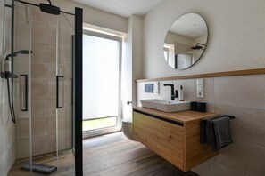 Standard Room | Individually decorated, individually furnished, desk, laptop workspace - Ammerhuus Bordinghomes  (Edewecht)