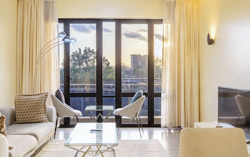 Kika Des Hotel Suites - Serviced Apartments, Westland, Nairobi