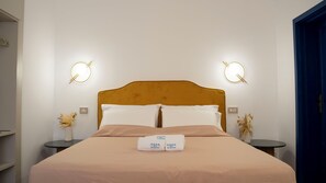 Classic Room | Frette Italian sheets, premium bedding, Select Comfort beds, desk - Hotel San Daniele (Diamante)