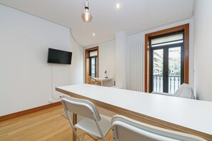 Interior - 06 - Sencillo Apartamento en el Corazón de Vigo (Vigo)