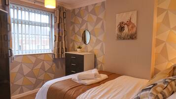 2 bedrooms, individually decorated, individually furnished, free WiFi