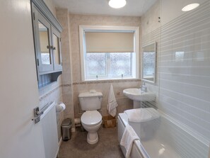 Shower, hair dryer - Llamedos (Filey)
