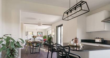 Yewbeck: brand new, garden views