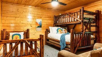 7 bedrooms, iron/ironing board, travel cot, free WiFi