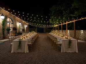 Espace de banquet à l’extérieur