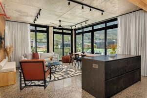 Habitación ejecutiva | Zona de estar