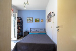 Apartment | 3 bedrooms, iron/ironing board, free WiFi