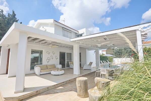 Villa, 5 Bedrooms, Private Pool, Garden View | Property grounds - Protaras Serifos Villa Sv07 (Paralimni)
