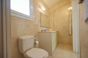 Bathroom - Protaras Serifos Villa Sv07 (Paralimni)