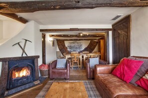 Fernseher, Kamin