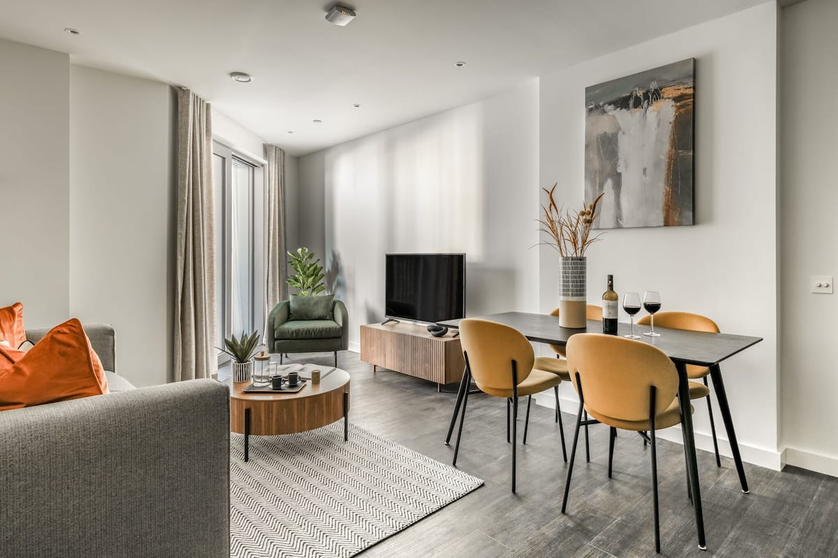 Apartamento, 1 habitación | Zona de estar | Una Smart TV