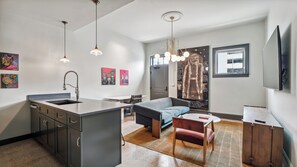 Luxury Suite, 3 Bedrooms, 2 Bathrooms | Living area - The Mary Beth Hotel & Gallery (New Orleans)