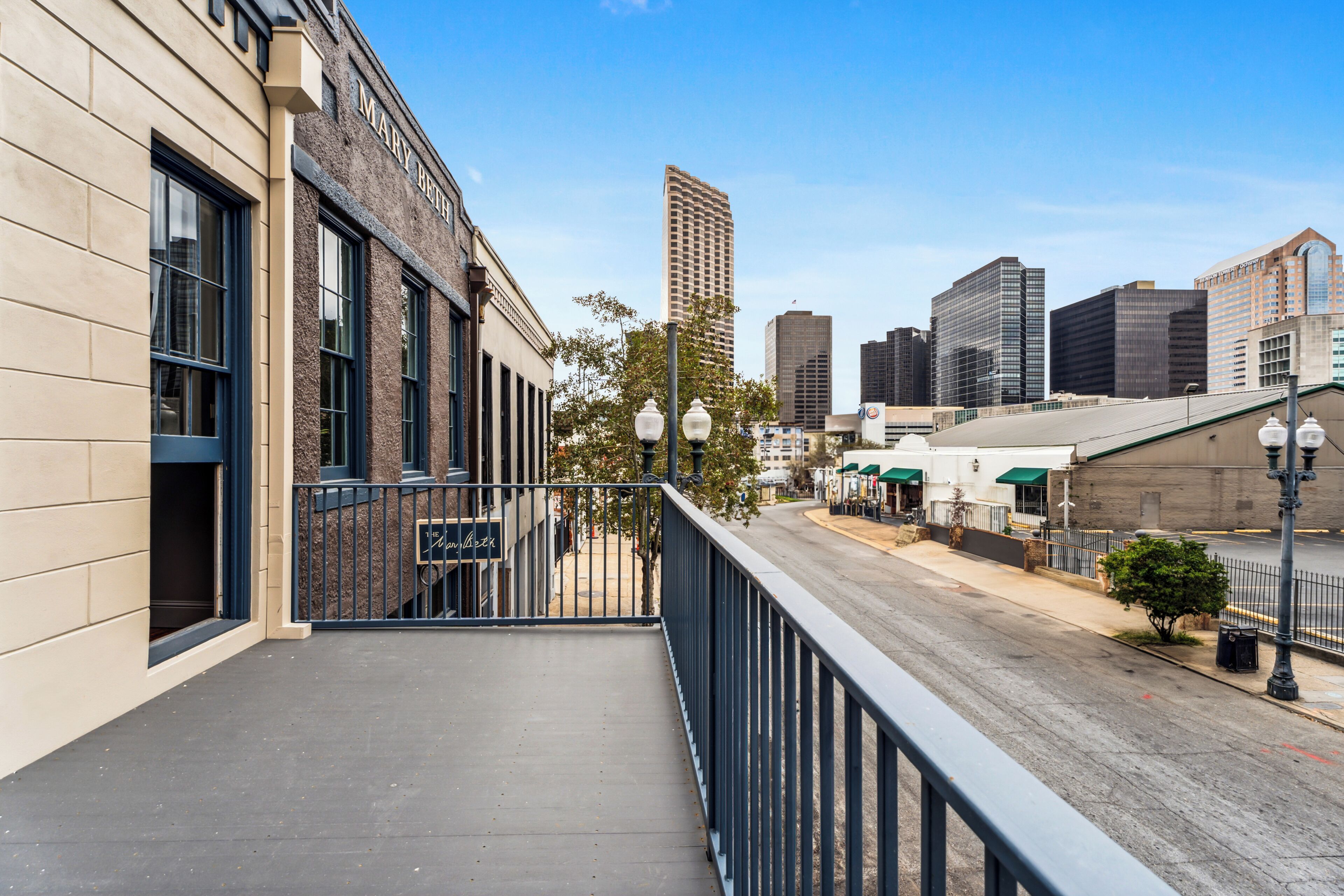 ラグジュアリー スイート 4 ベッドルーム バルコニー | バルコニー