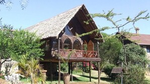 Cottage Mewah | Balkon