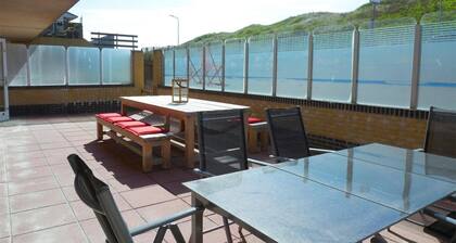 Apartment Wijde Blick XL in Callantsoog. Suitable for 16 people with 8 bedrooms.