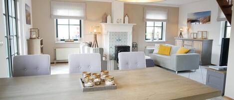 TV, DVD player, stereo