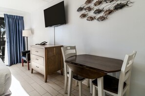 1 habitación, wifi y ropa de cama