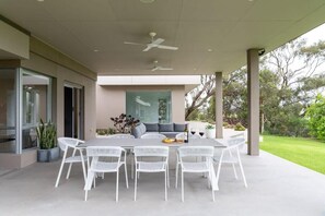 Outdoor dining - Ponderosa - McLaren Vale (McLaren Vale)