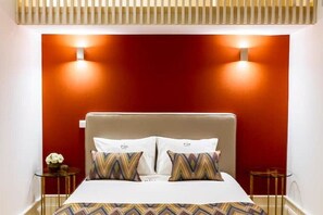 1 Schlafzimmer, Schreibtisch, Bügeleisen/Bügelbrett, Reisekinderbett